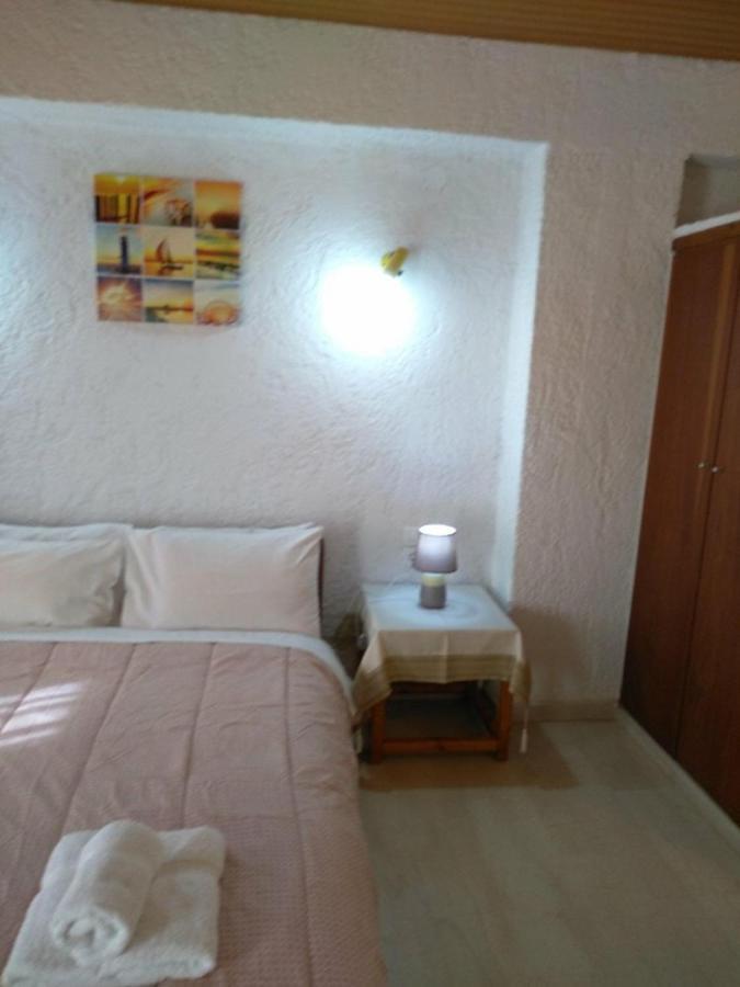Villas Irene 8 Family Apartments Goúrnes Dış mekan fotoğraf